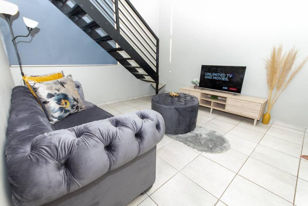 Luxury, Location, & Convenience. Apartment Johannesburg Exterior foto
